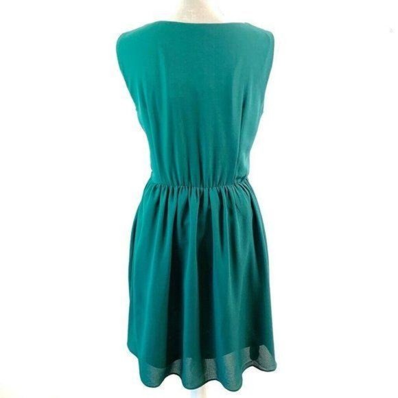 C Luce Emerald Pleated Scoop Neck A Line Dress - Picture 7 of 11
